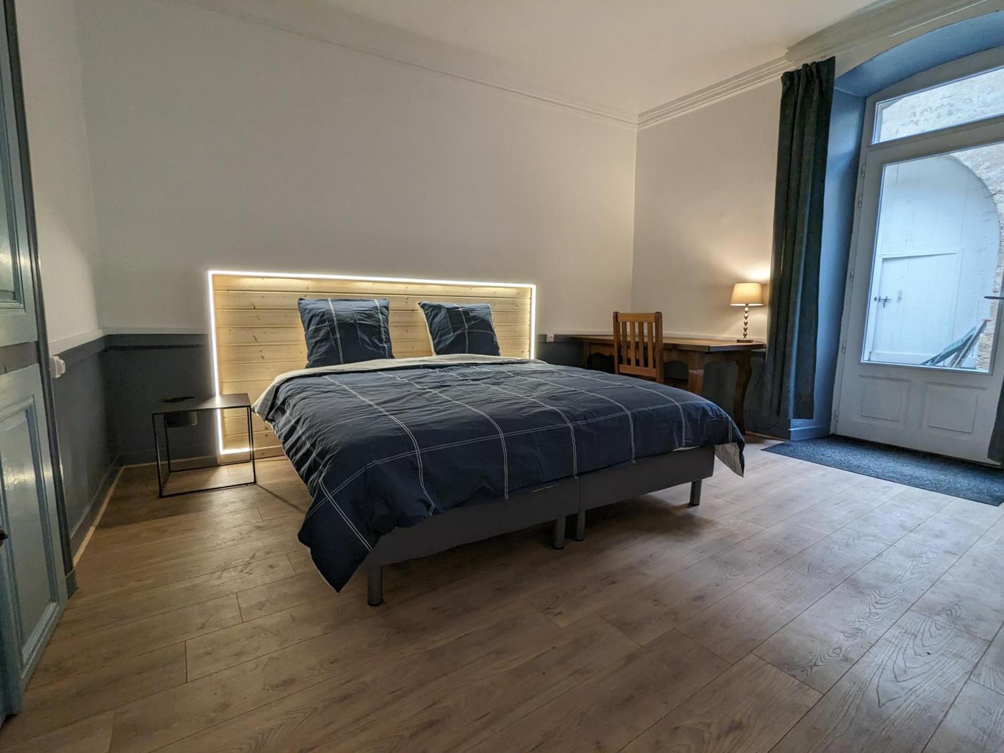 Le P'Tit Relai Bed and Breakfast Montbozon Eksteriør billede